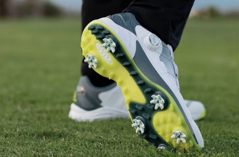 Golf Shoe Etiquette – What To Do Regarding Your Shoes